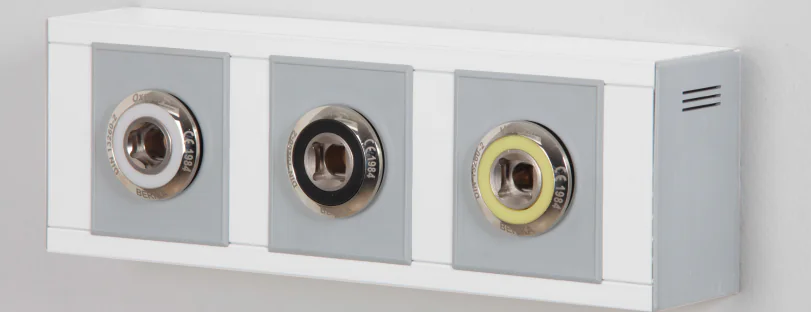 مخارج غازات طبيه بوحدة تثبيت حائطيه - 